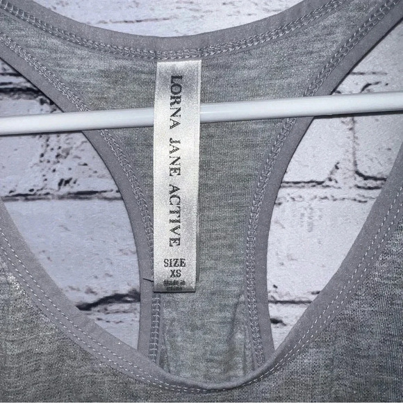 Lorna Jane Activewear Gray Glitter Ruffled Racerback Tank Size XS - Picture 6 of 7